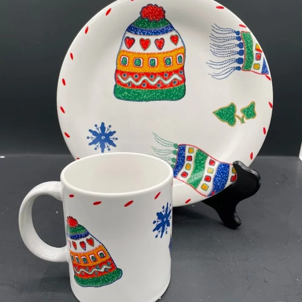Crate & Barrel Julia Bullmore Christmas Holiday Colorful Plate and Mug Set